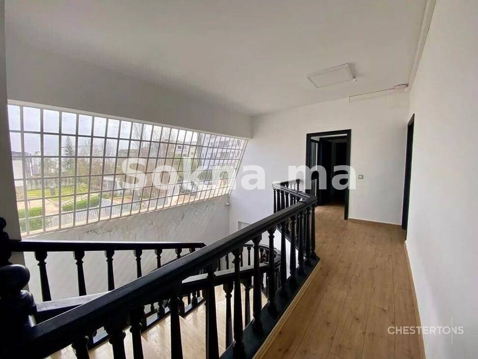 Villa bureau à vendre à Rabat Hay Riad | Emplacement stratégique pour entreprise