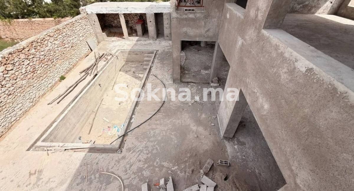 Villa contemporaine avec piscine à vendre – Essaouira (Douar Laarab)