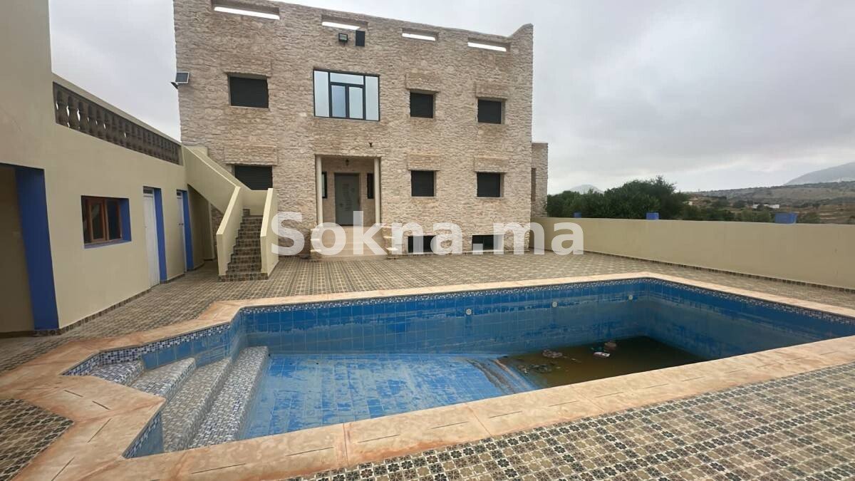 Maison avec piscine à vendre à 30 min de Essaouira – Terrain 5000 m