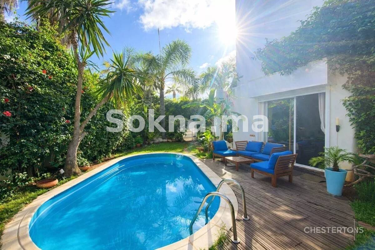 Villa rénovée à vendre à Témara – Harhoura- 380 m - Piscine- Proche plage