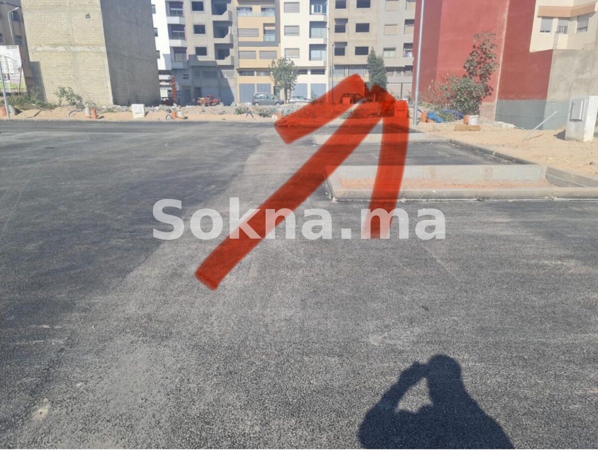 Terrain R+3 à Bouskoura