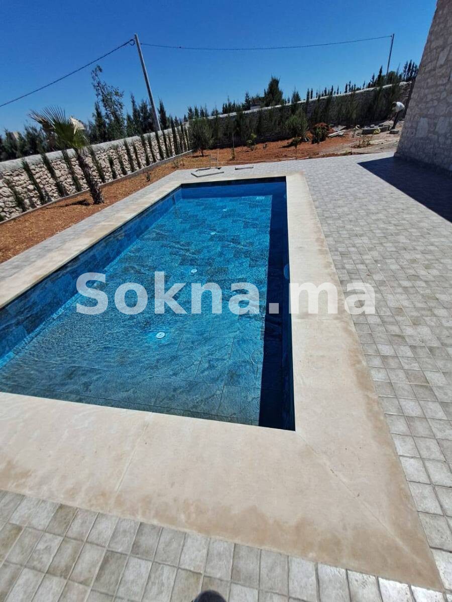Location Longue Durée | Maison avec Piscine Privée à Douar Adamna - Image 8